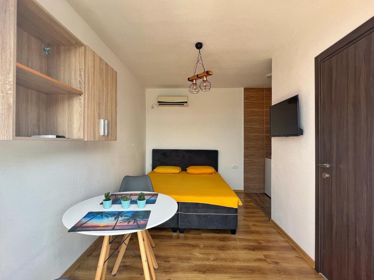 Jg Studio Apartment Vranjina ภายนอก รูปภาพ