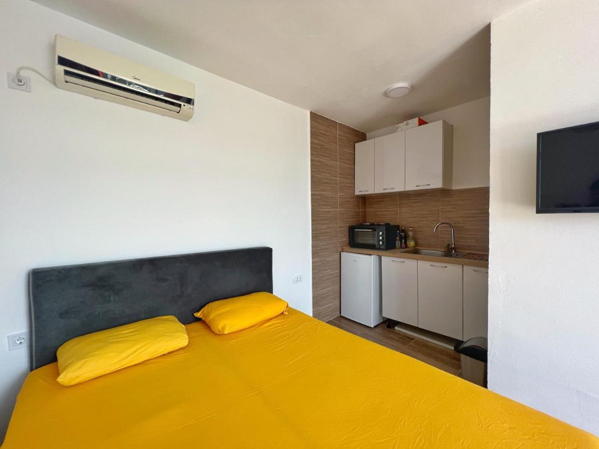 Jg Studio Apartment Vranjina ภายนอก รูปภาพ