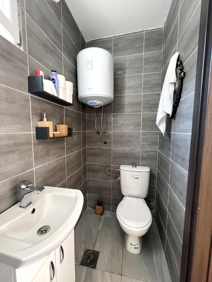 Jg Studio Apartment Vranjina ภายนอก รูปภาพ
