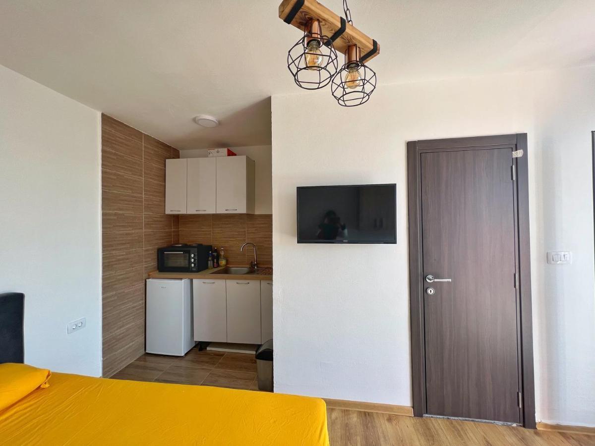 Jg Studio Apartment Vranjina ภายนอก รูปภาพ